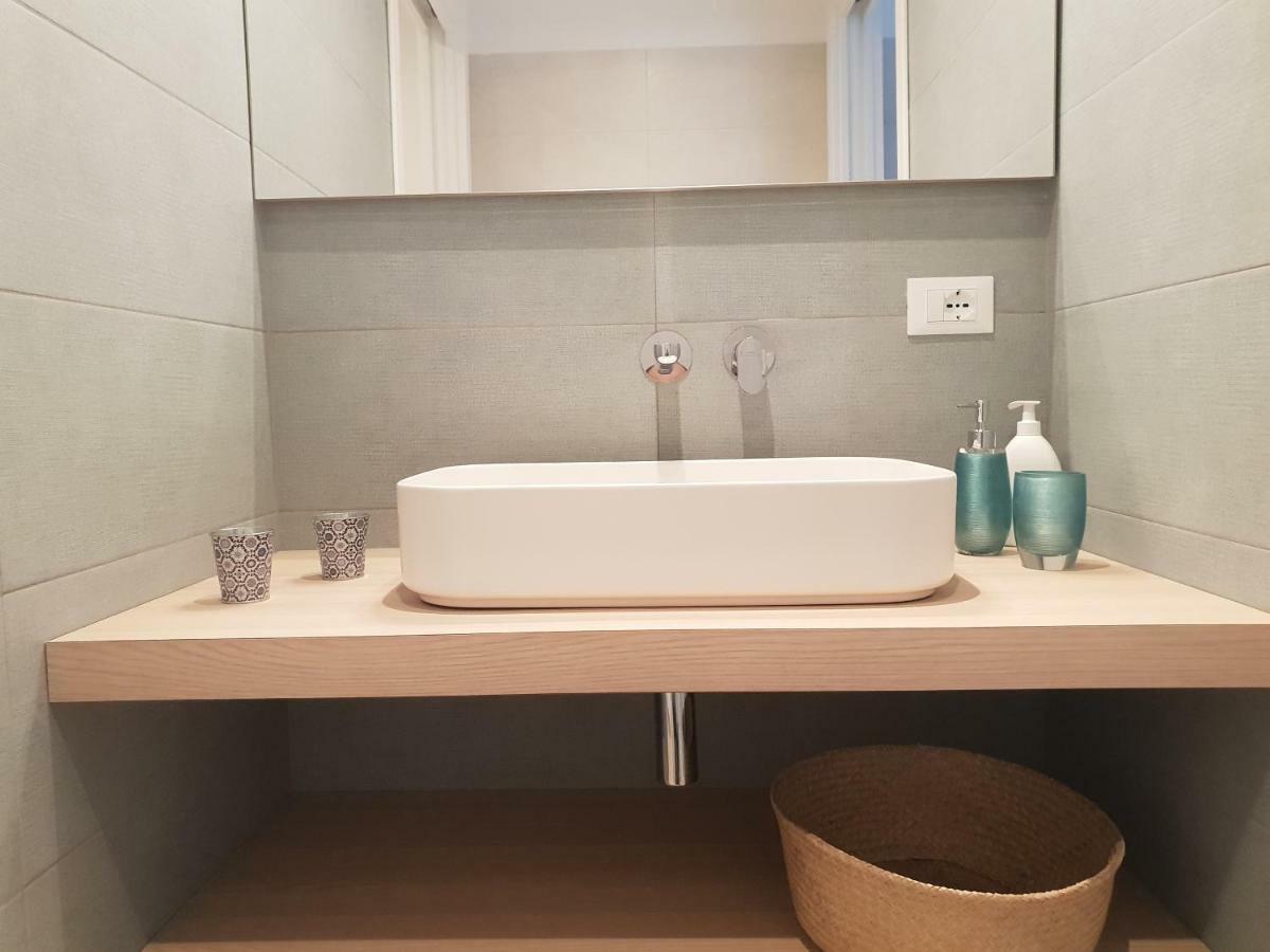 34 Via Giulio Carcano Milano Exteriör bild